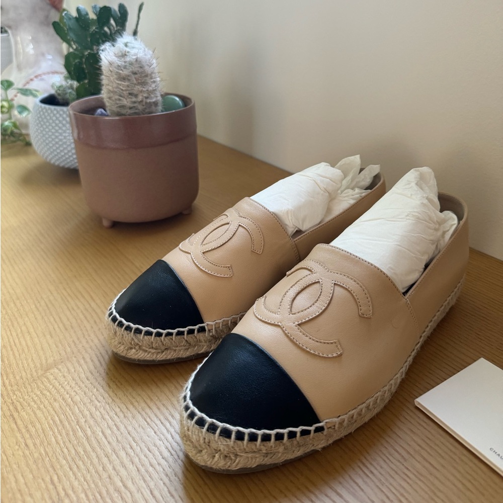 CHANEL espadrilles.  Perfect condition. Size 38